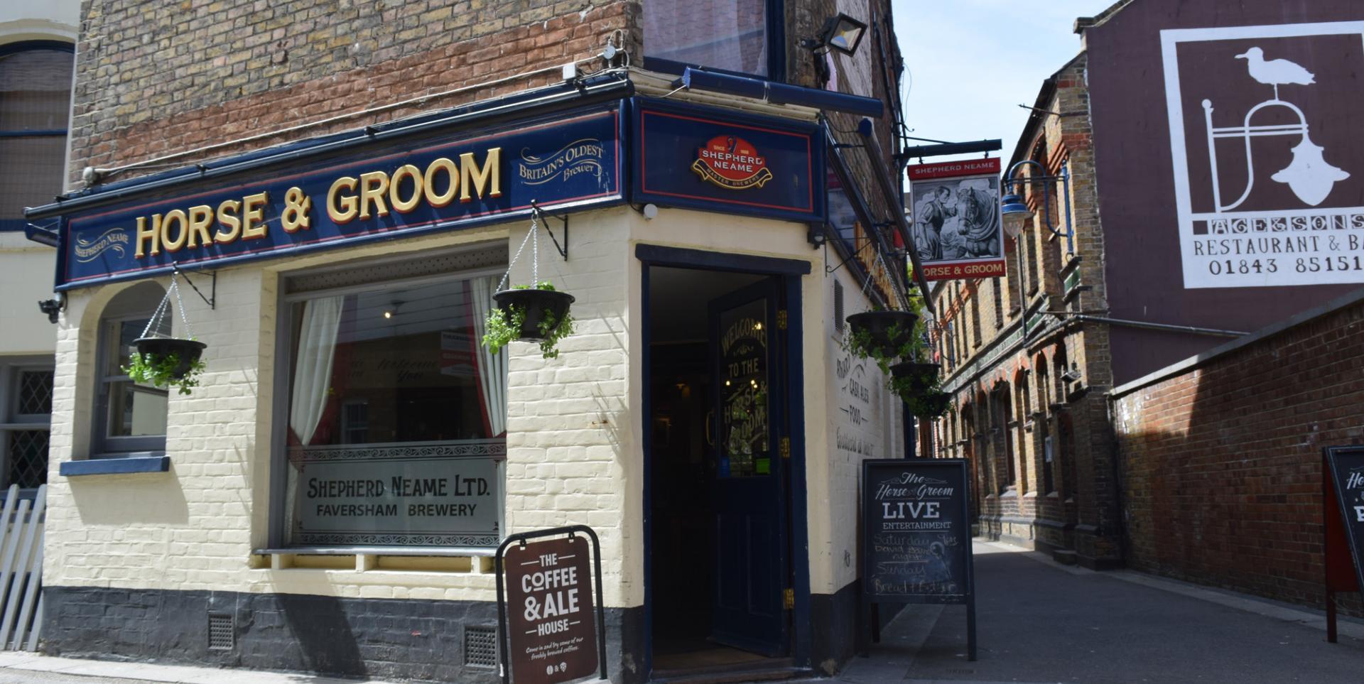 horse and groom.jpeg